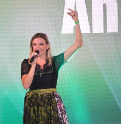Anni Perka 004